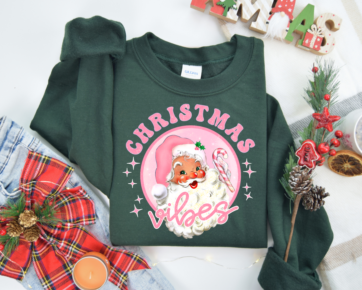 Christmas Vibes Santa Retro Christmas Sweatshirt – Perfect Holiday Gift for Christmas