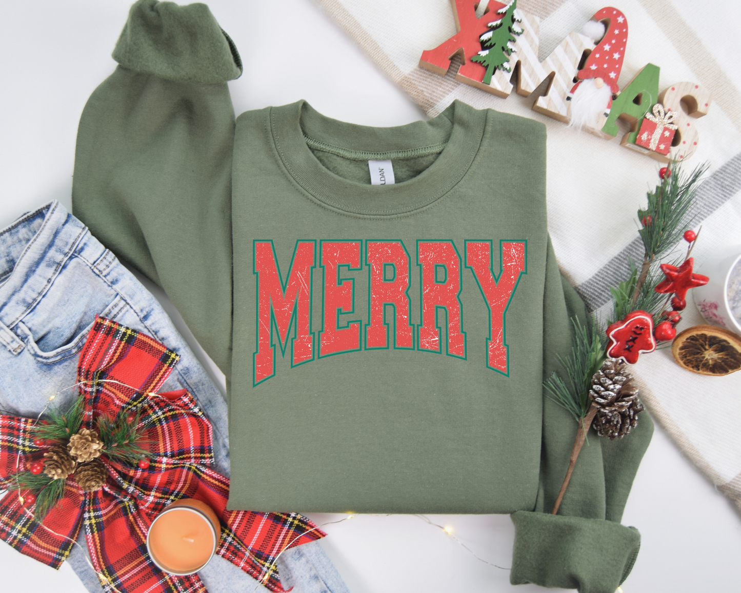 Merry Christmas Sweatshirt – Christmas Vibes Gift